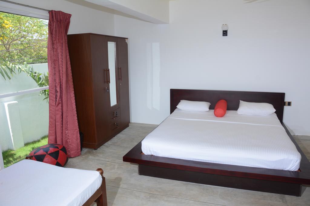 Hotel Tobiko Trincomalee Exteriér fotografie