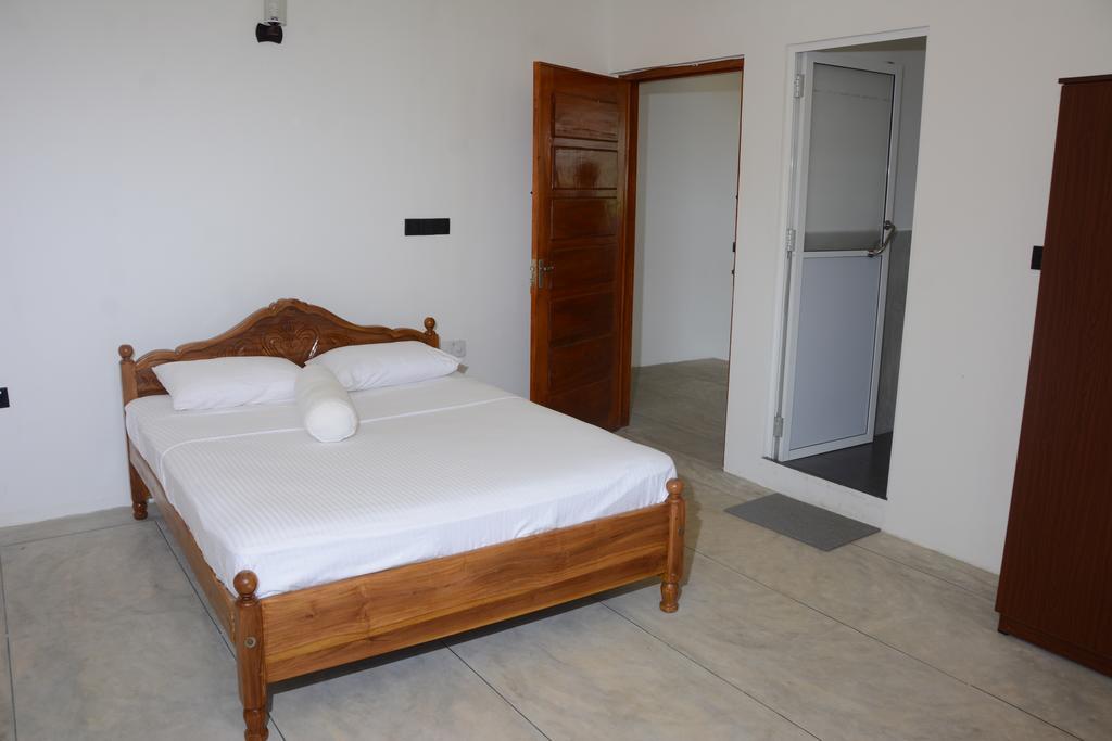 Hotel Tobiko Trincomalee Exteriér fotografie